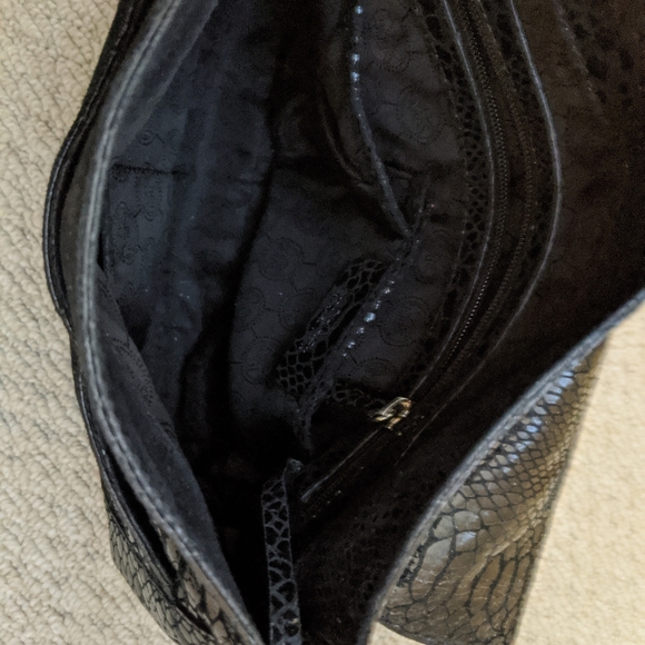 Purse - Picture 3 of 3